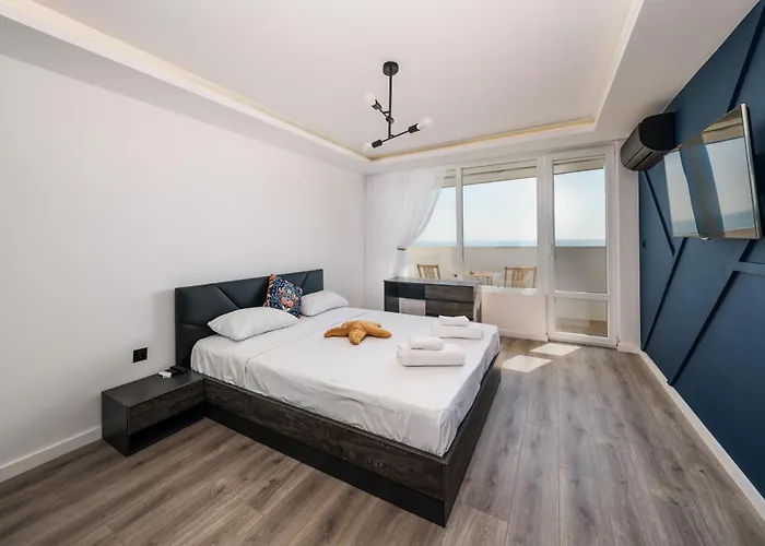 Lazur Sea View Daire *