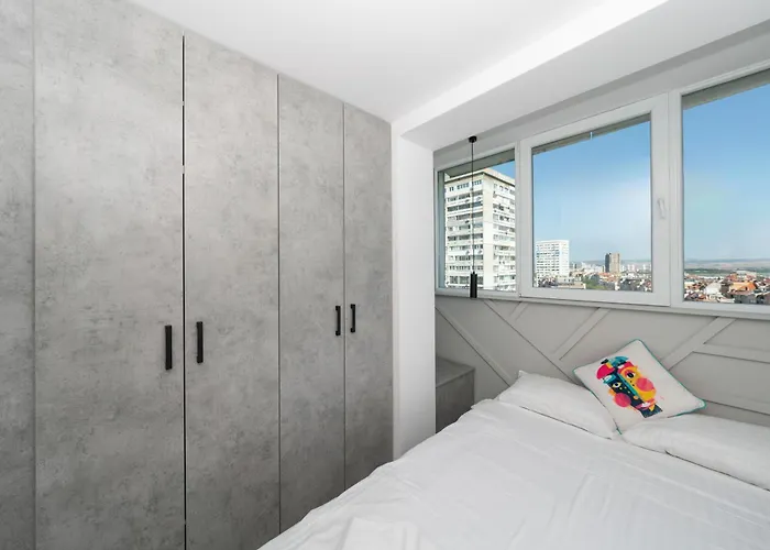 Lazur Sea View Apartament *